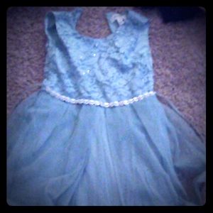 Blue Dress With Diamonds On It❄️✨